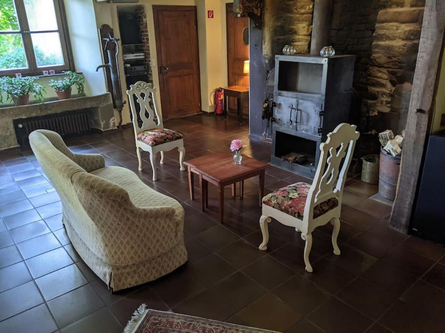 Haus Keppelborg: Zi Antonia Mit Kirchplatzblick Apartment Heek Bagian luar foto